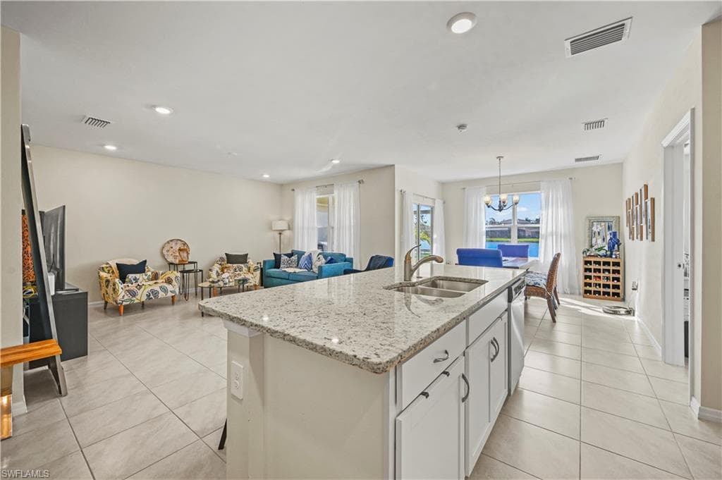 4172 Bloomfield St, Fort Myers, FL 33916-10