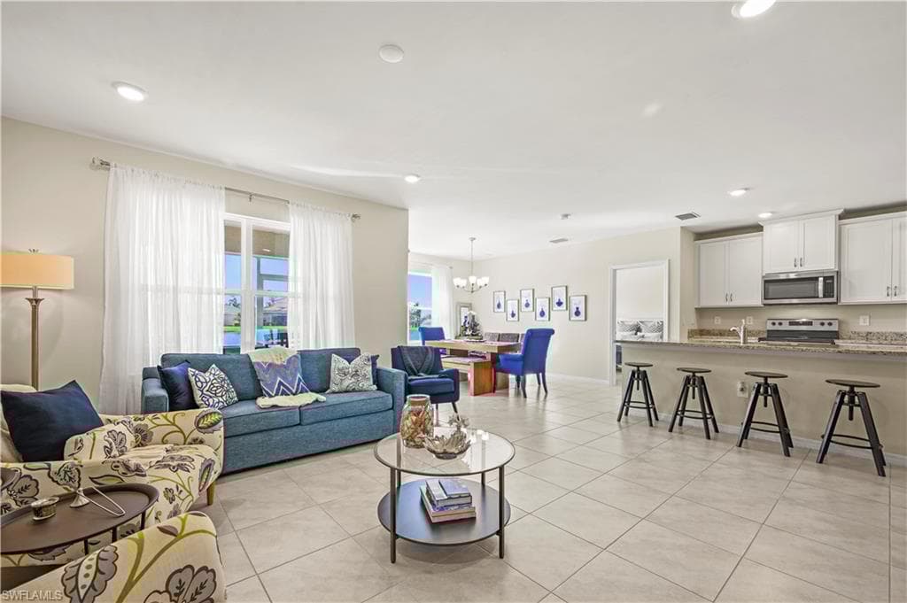 4172 Bloomfield St, Fort Myers, FL 33916-15
