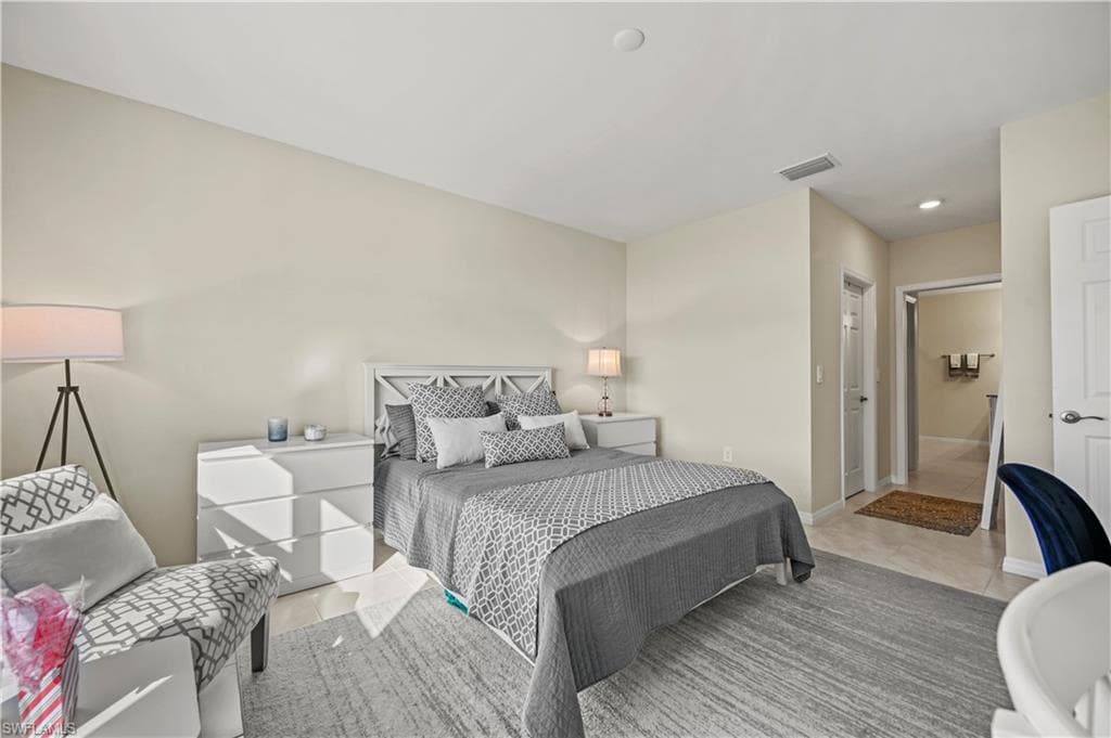 4172 Bloomfield St, Fort Myers, FL 33916-20