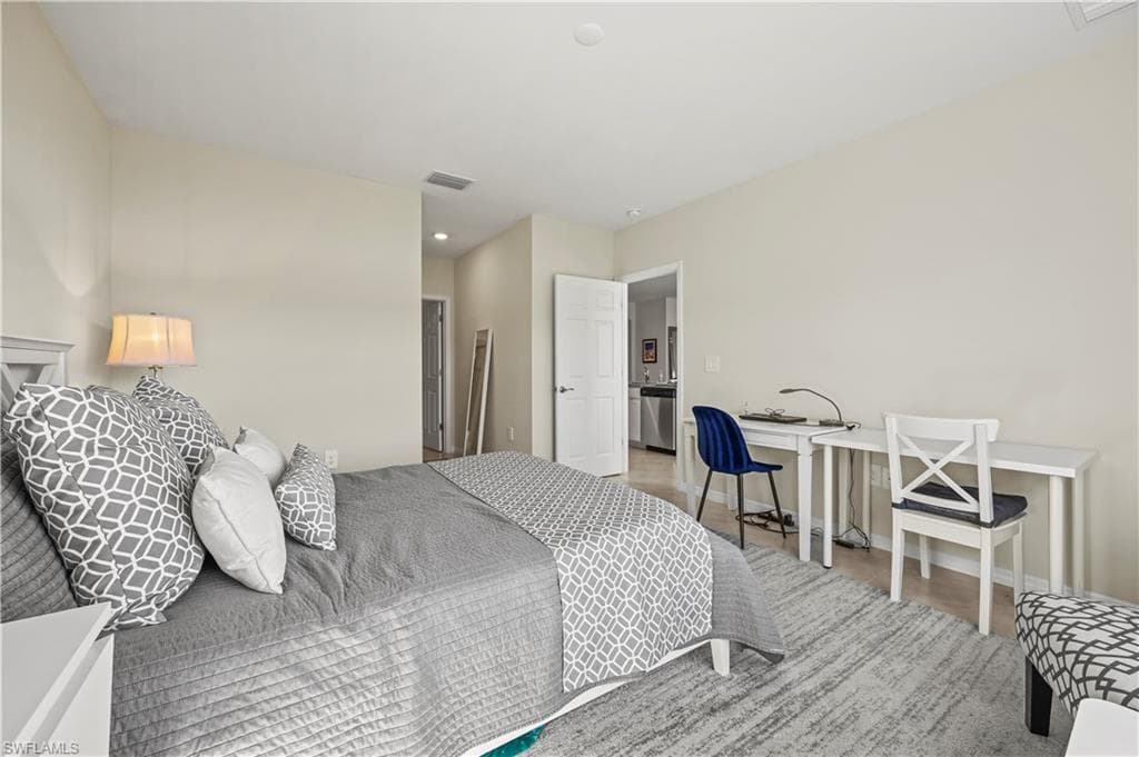 4172 Bloomfield St, Fort Myers, FL 33916-23