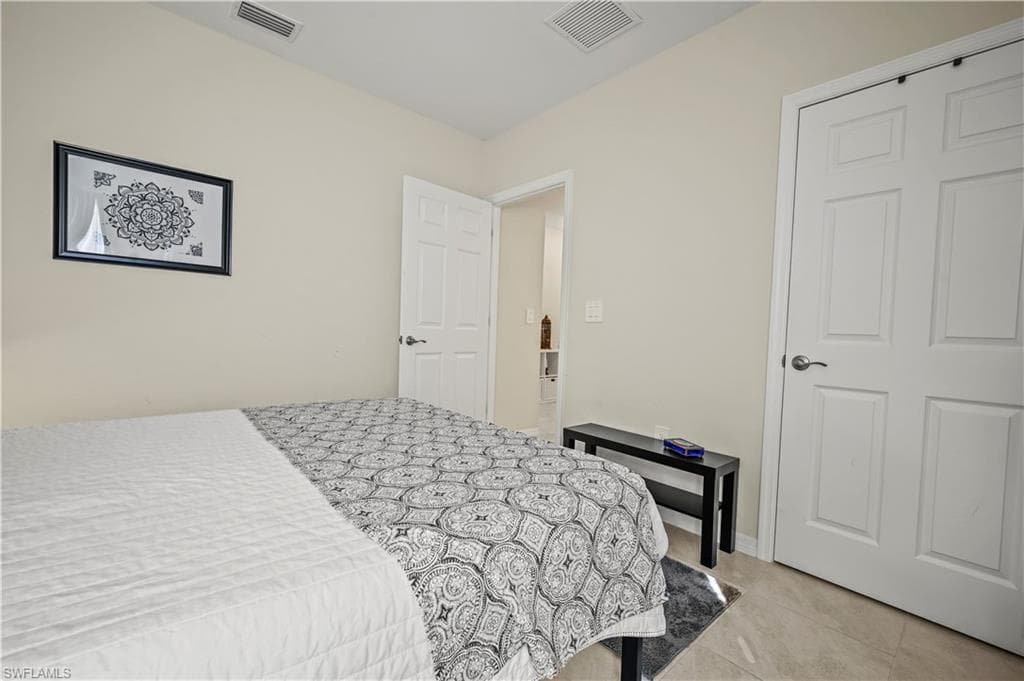 4172 Bloomfield St, Fort Myers, FL 33916-24