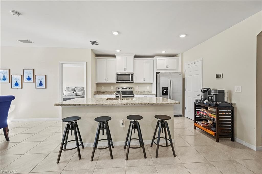 4172 Bloomfield St, Fort Myers, FL 33916-8