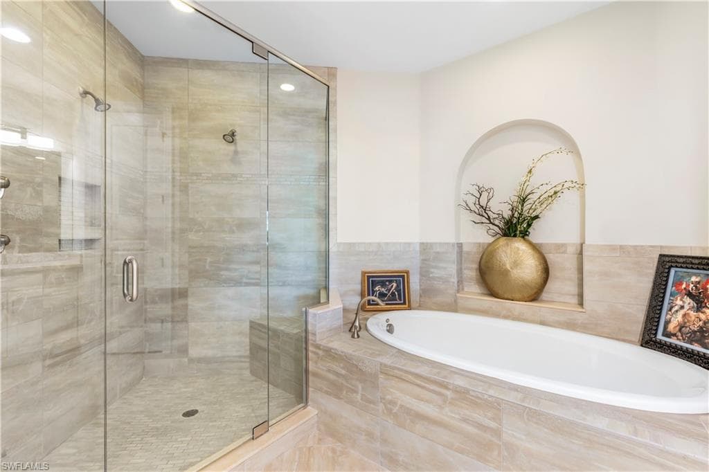 4770 Via Del Corso Ln 201, Bonita Springs, FL 34134-19