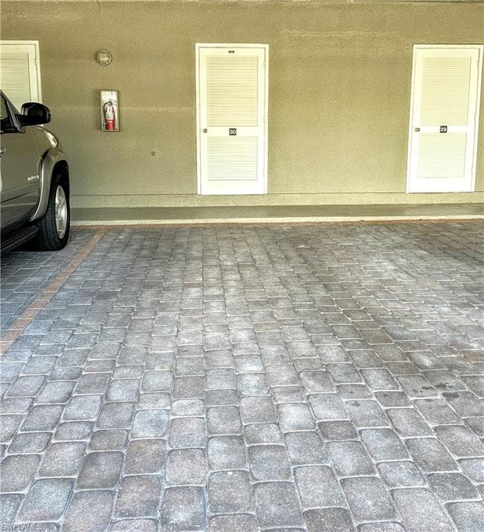 2880 Gulf Shore Blvd N 206, Naples, FL 34103-20
