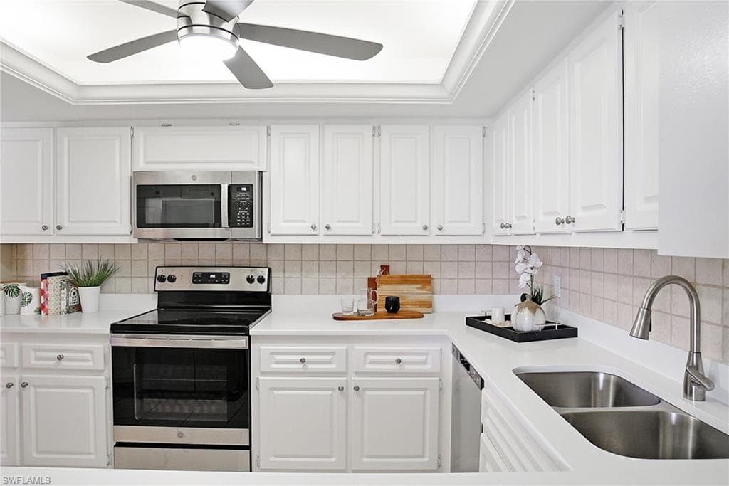 2880 Gulf Shore Blvd N 206, Naples, FL 34103-7