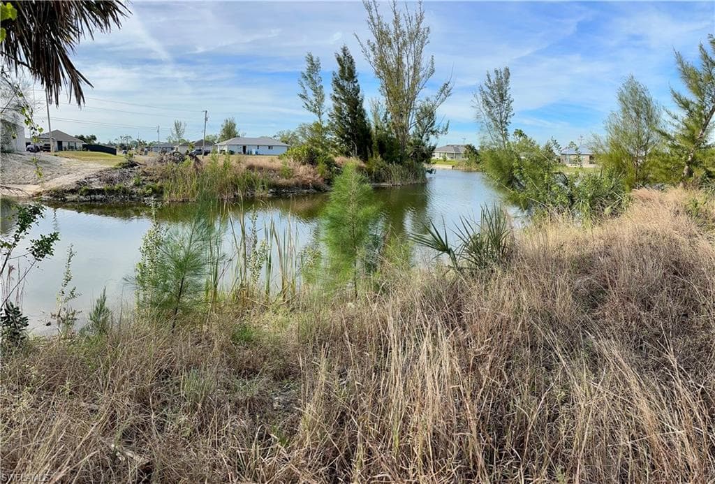 3628 15th Ave, Cape Coral, FL 33909-1