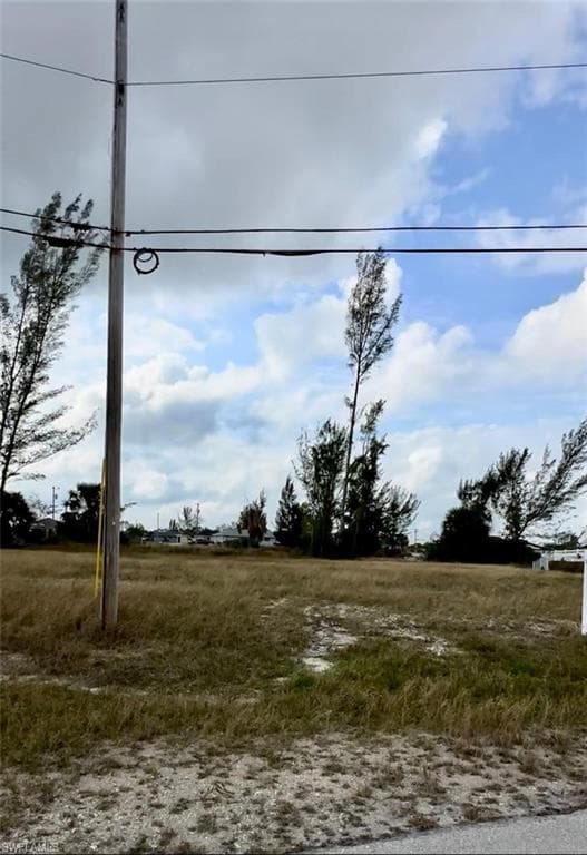 3628 15th Ave, Cape Coral, FL 33909-2