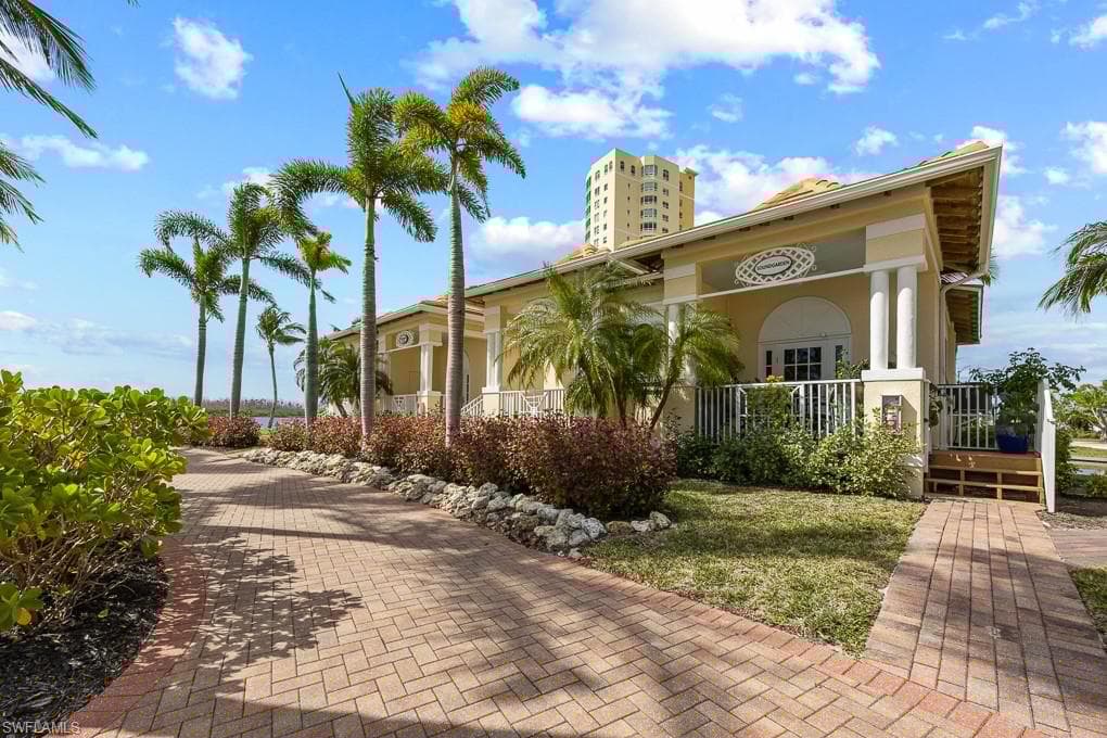 12701 Mastique Beach Blvd 401, Fort Myers, FL 33908-32