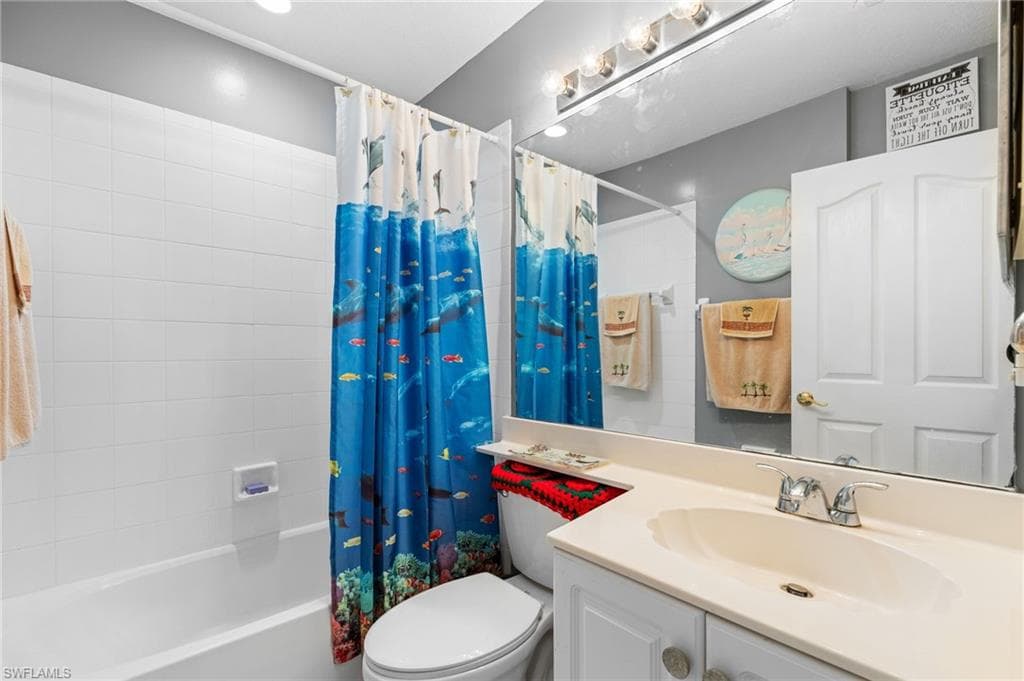 9061 Michael Cir 5-506, Naples, FL 34113-20