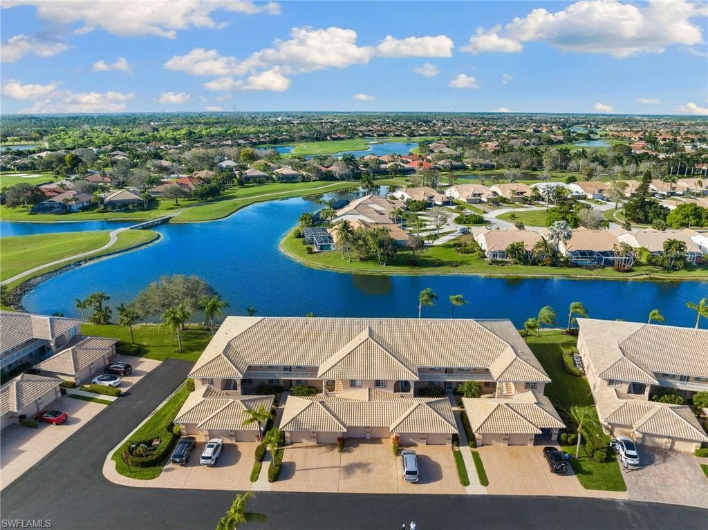 9061 Michael Cir 5-506, Naples, FL 34113-2