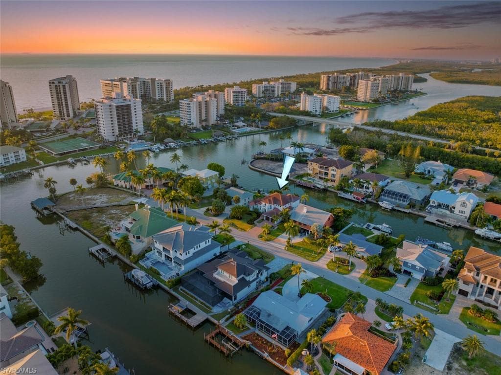 155 Heron Ave, Naples, FL 34108-28
