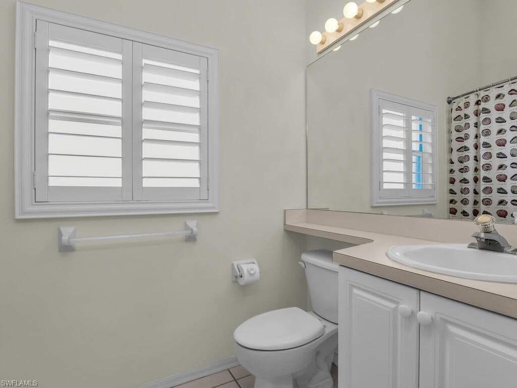 254 Newport Dr 412, Naples, FL 34114-20