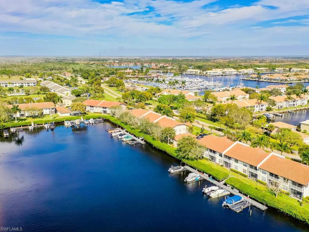 254 Newport Dr 412, Naples, FL 34114-2