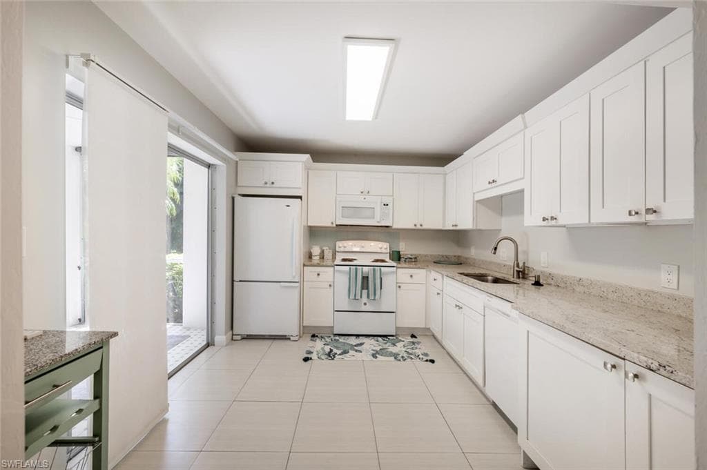 216 Bob O Link Way 216a, Naples, FL 34105-12