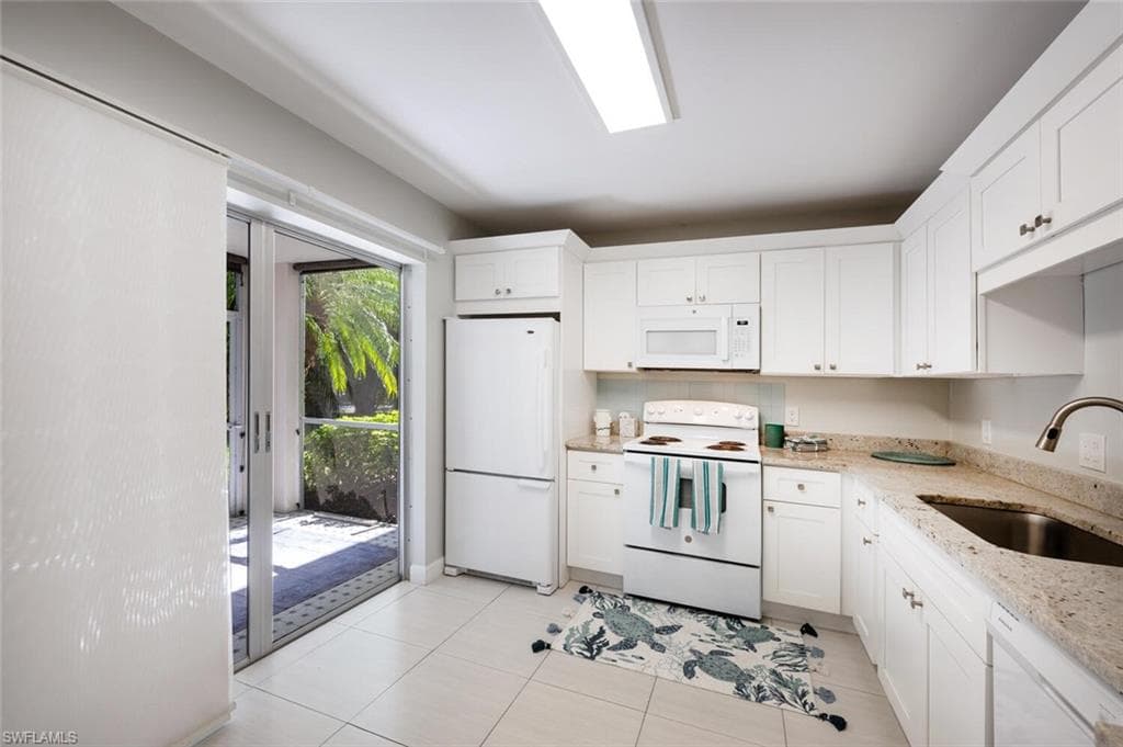 216 Bob O Link Way 216a, Naples, FL 34105-13