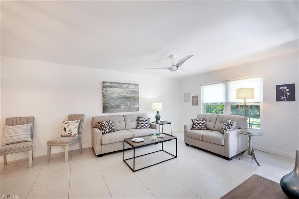 216 Bob O Link Way 216a, Naples, FL 34105-16
