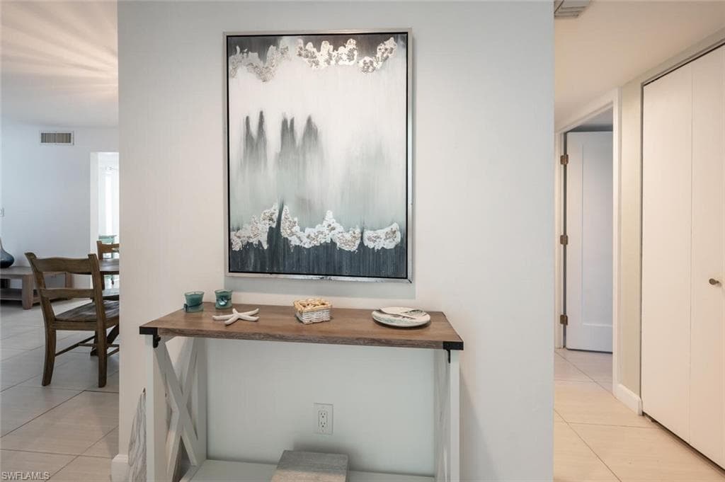 216 Bob O Link Way 216a, Naples, FL 34105-4