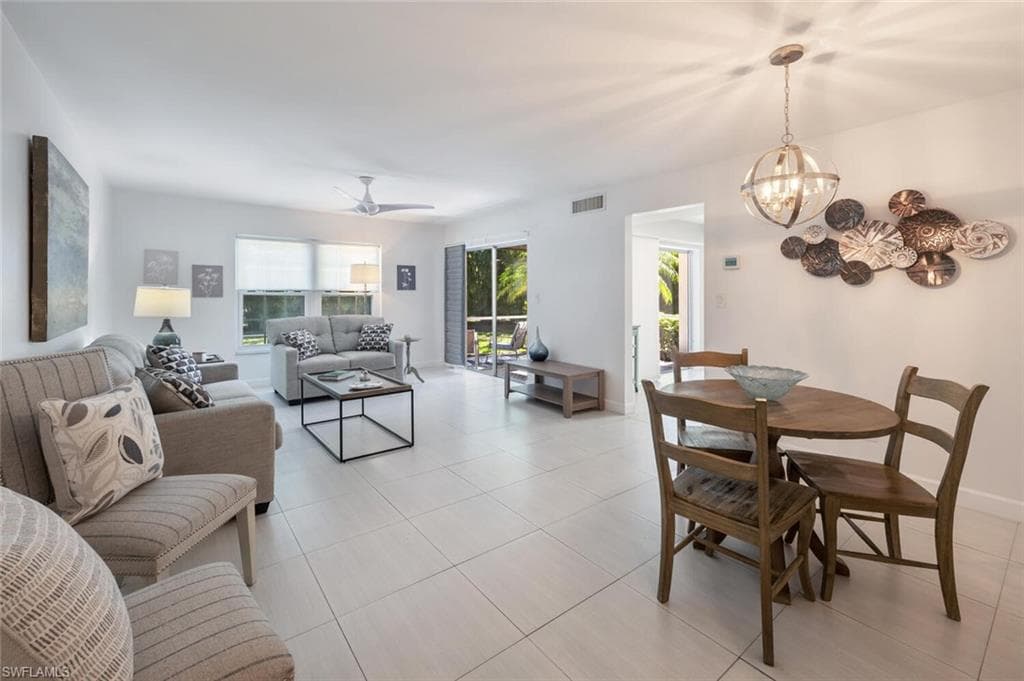 216 Bob O Link Way 216a, Naples, FL 34105-5