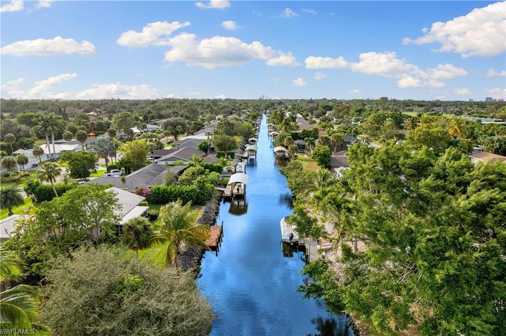 2521 Clipper Way, Naples, FL 34104-25