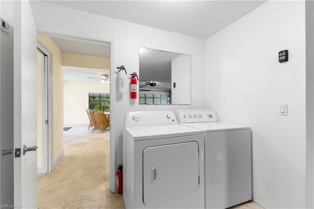 2521 Clipper Way, Naples, FL 34104-6