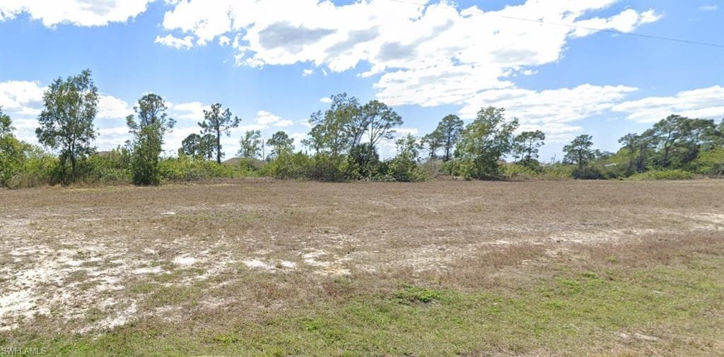 1810 44th Ter, Cape Coral, FL 33909-3
