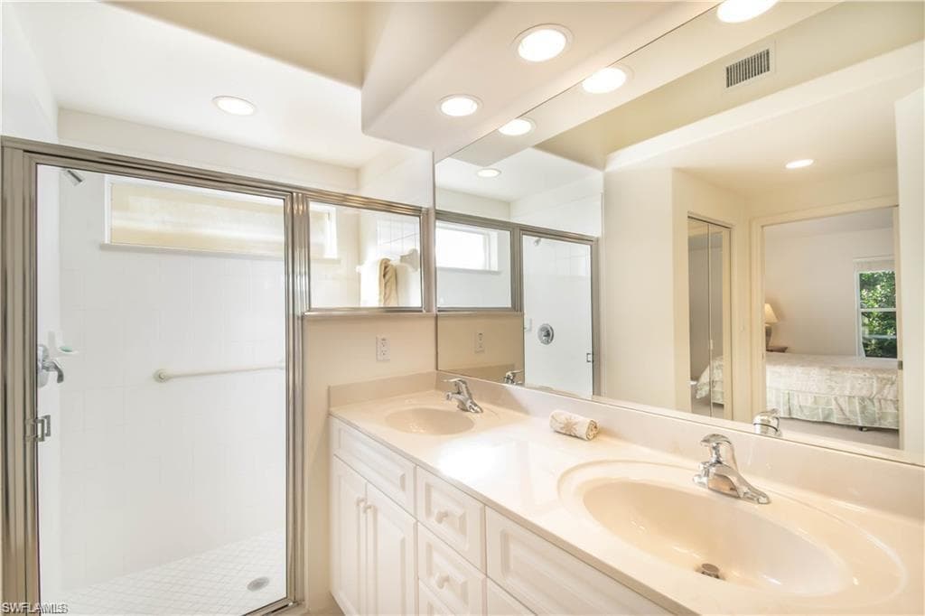 8367 Ibis Cove Cir, Naples, FL 34119-14
