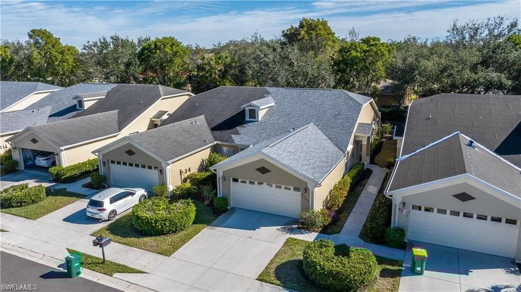 8367 Ibis Cove Cir, Naples, FL 34119-1