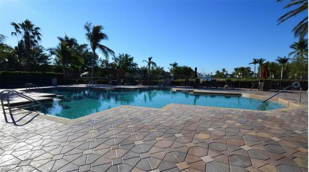 8367 Ibis Cove Cir, Naples, FL 34119-28
