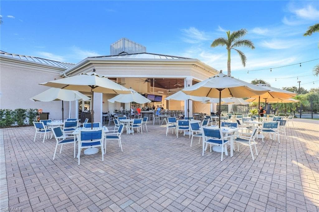 1610 Clermont Dr I-201, Naples, FL 34109-20
