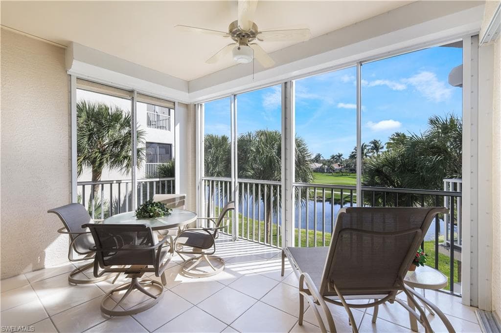 1610 Clermont Dr I-201, Naples, FL 34109-4