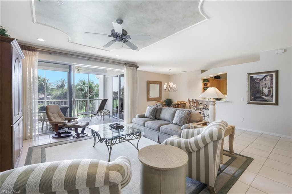 1610 Clermont Dr I-201, Naples, FL 34109-5