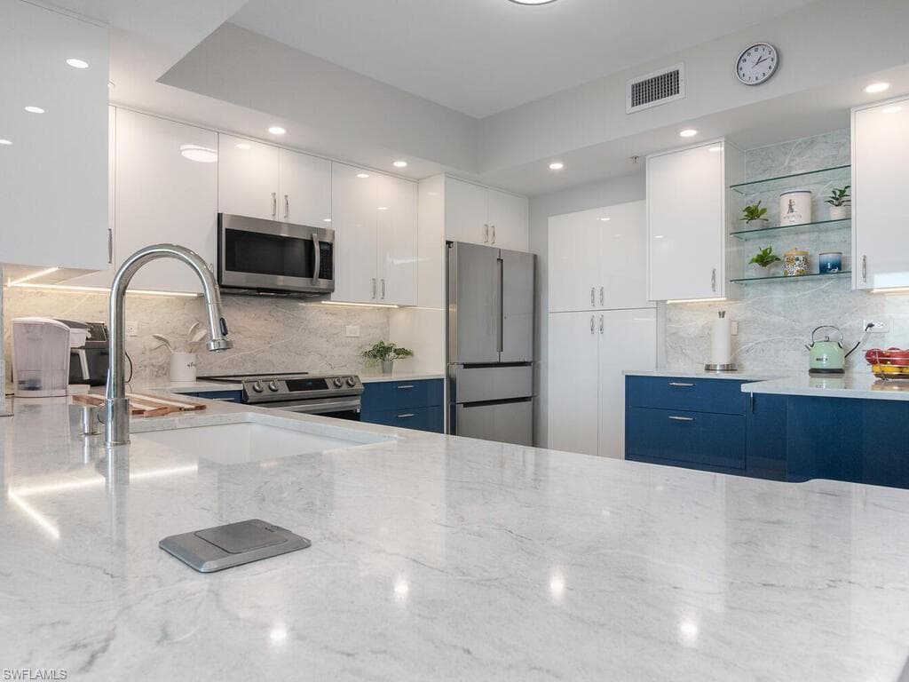 3000 Oasis Grand Blvd 2107, Fort Myers, FL 33916-13