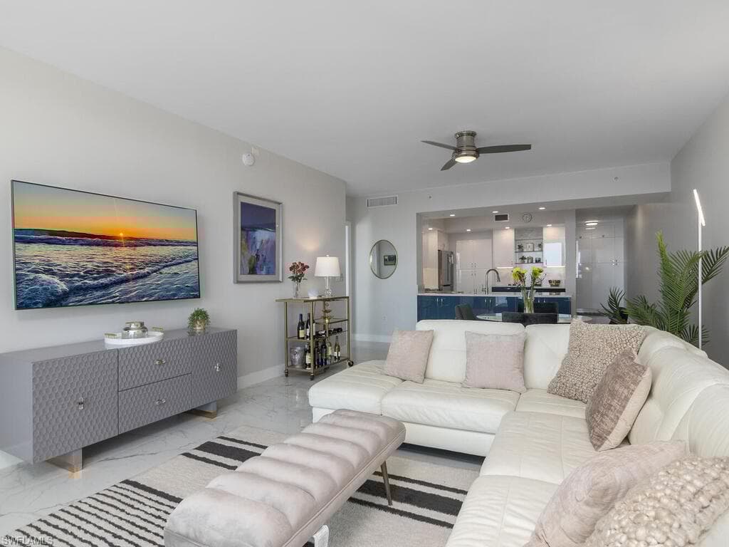 3000 Oasis Grand Blvd 2107, Fort Myers, FL 33916-19
