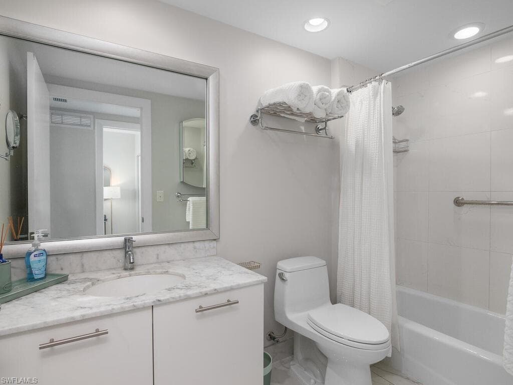 3000 Oasis Grand Blvd 2107, Fort Myers, FL 33916-29