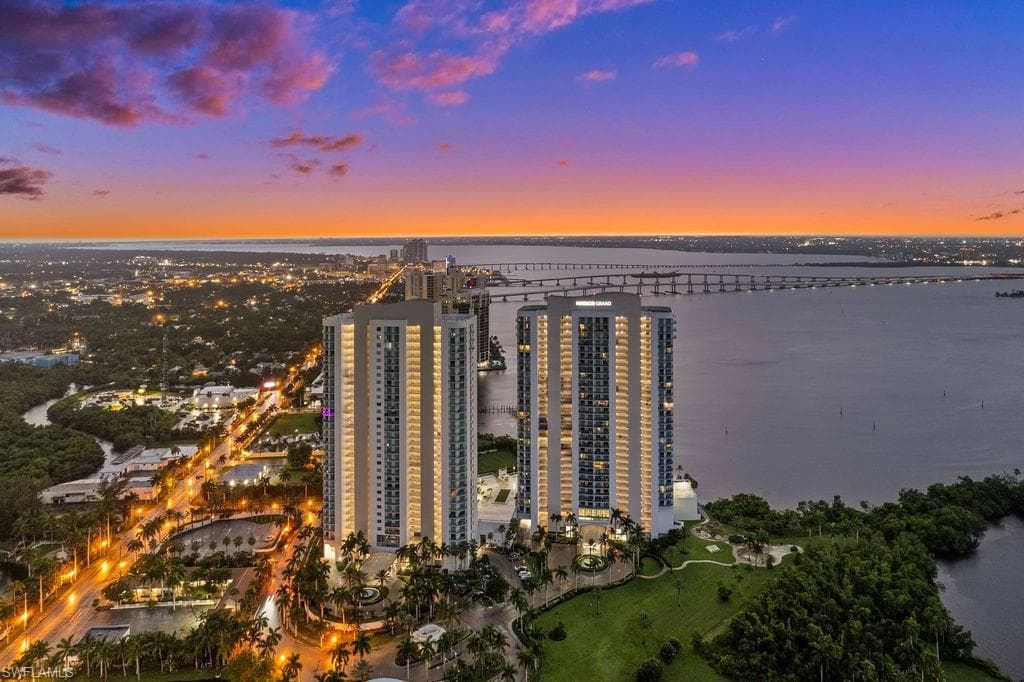 3000 Oasis Grand Blvd 2107, Fort Myers, FL 33916-7