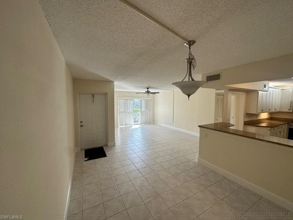 4681 Lakeside Club Blvd 1, Fort Myers, FL 33905-3