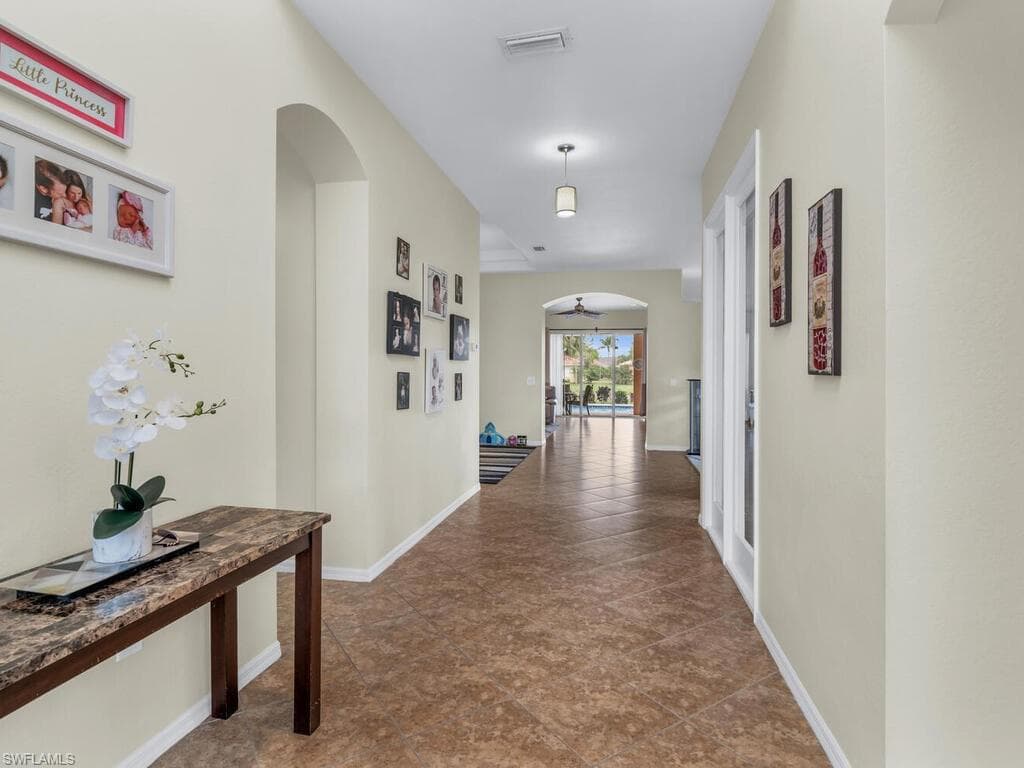 14087 Mirror Ct, Naples, FL 34114-3