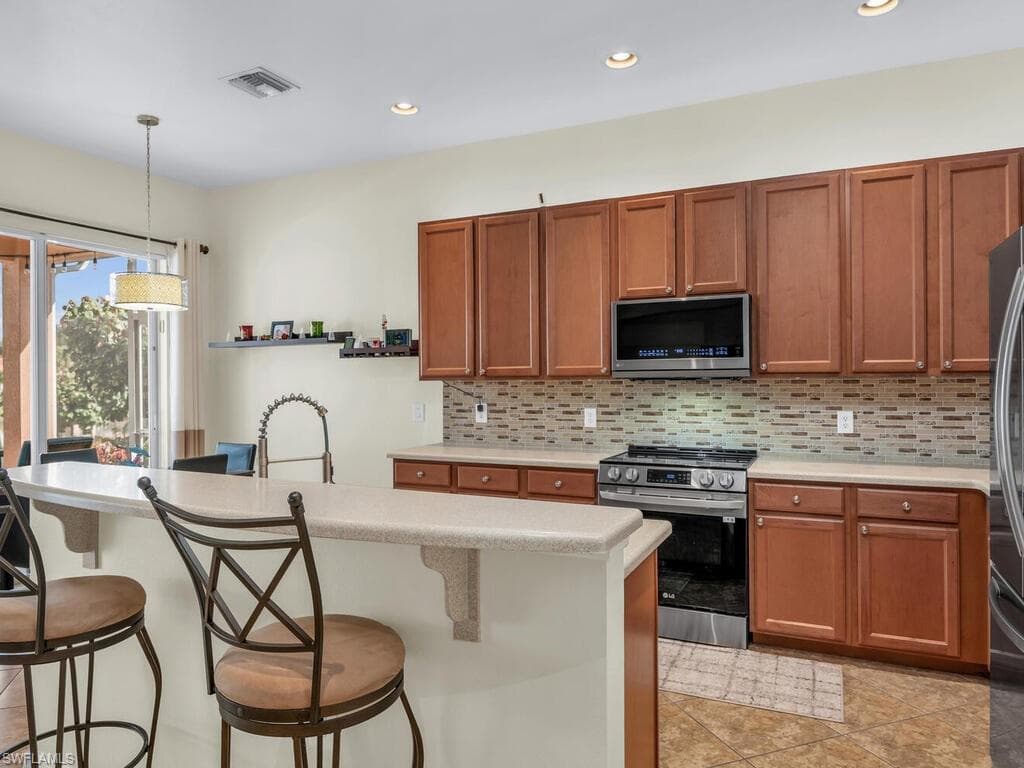 14087 Mirror Ct, Naples, FL 34114-6