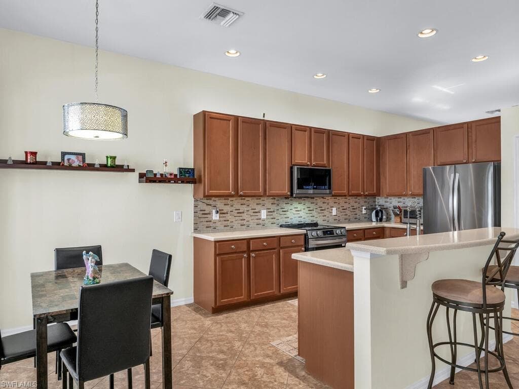 14087 Mirror Ct, Naples, FL 34114-7