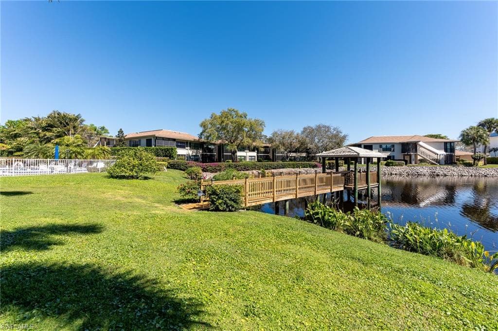 3150 Binnacle Dr 118, Naples, FL 34103-22