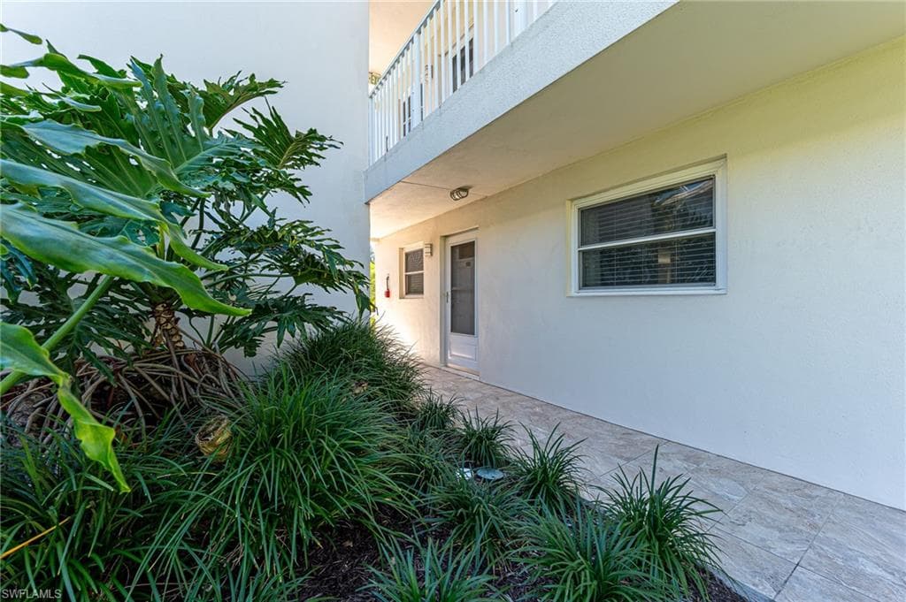 3150 Binnacle Dr 118, Naples, FL 34103-27