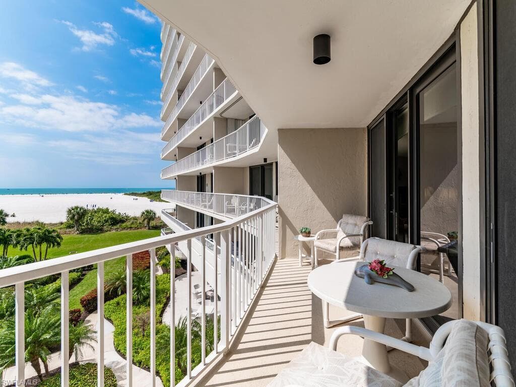 320 Seaview Ct 304, Marco Island, FL 34145-9
