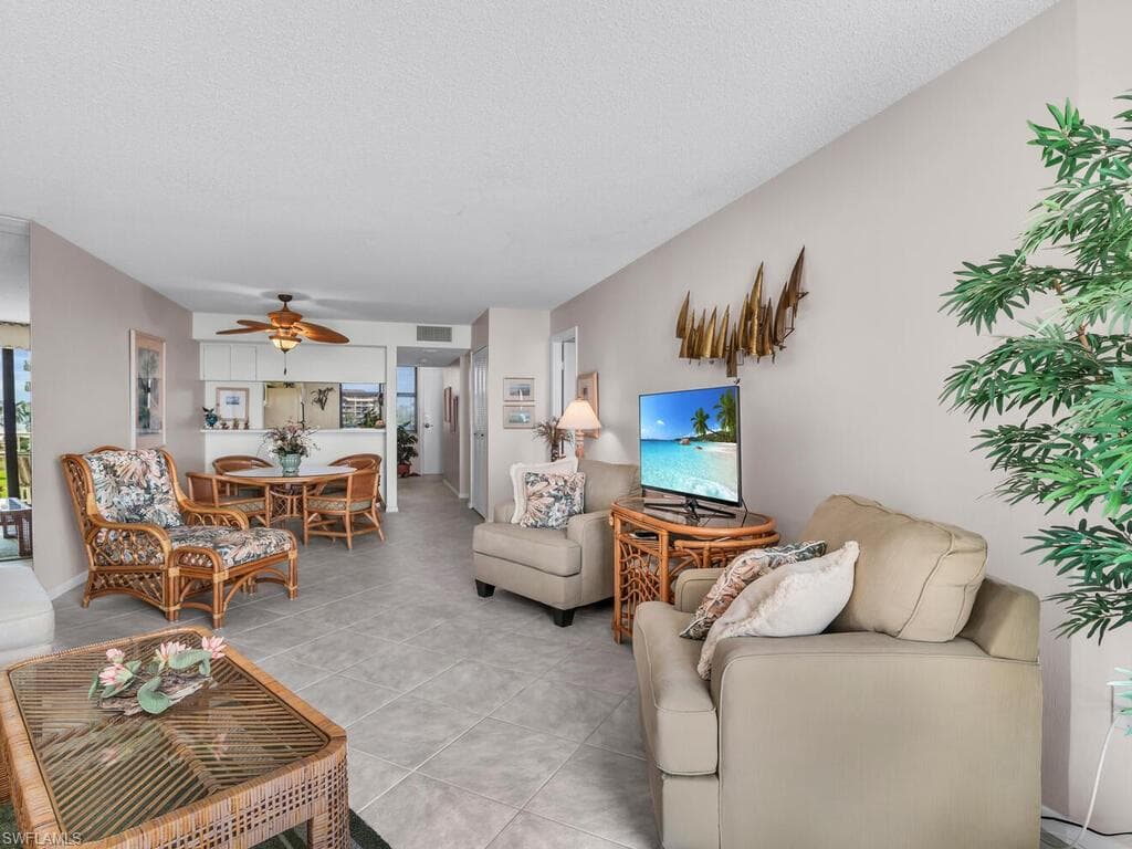 320 Seaview Ct 304, Marco Island, FL 34145-11