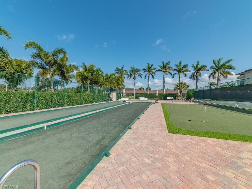 320 Seaview Ct 304, Marco Island, FL 34145-23