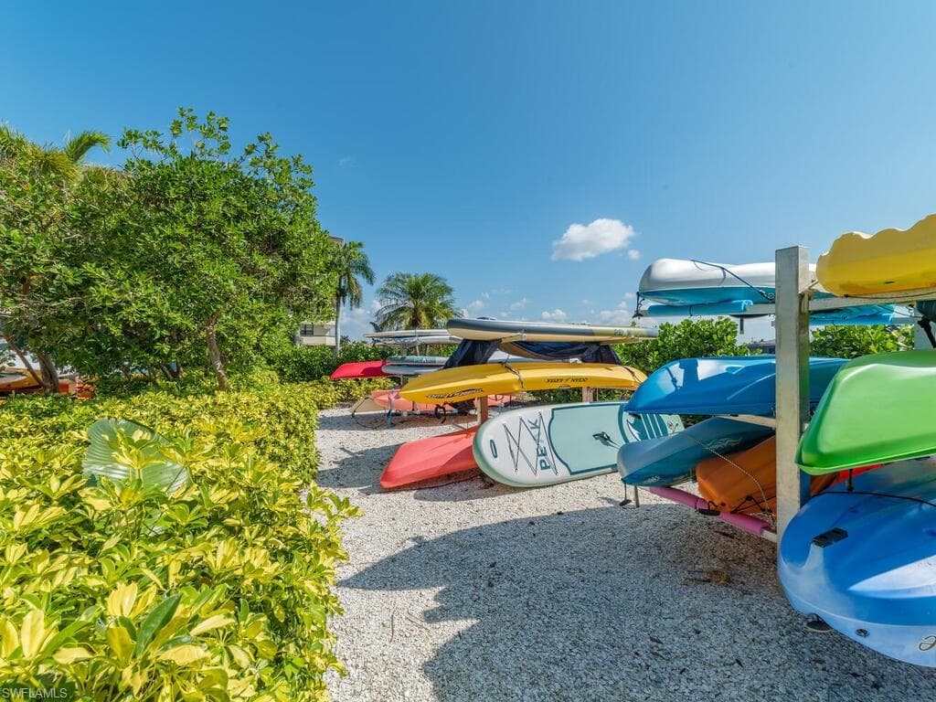 320 Seaview Ct 304, Marco Island, FL 34145-26