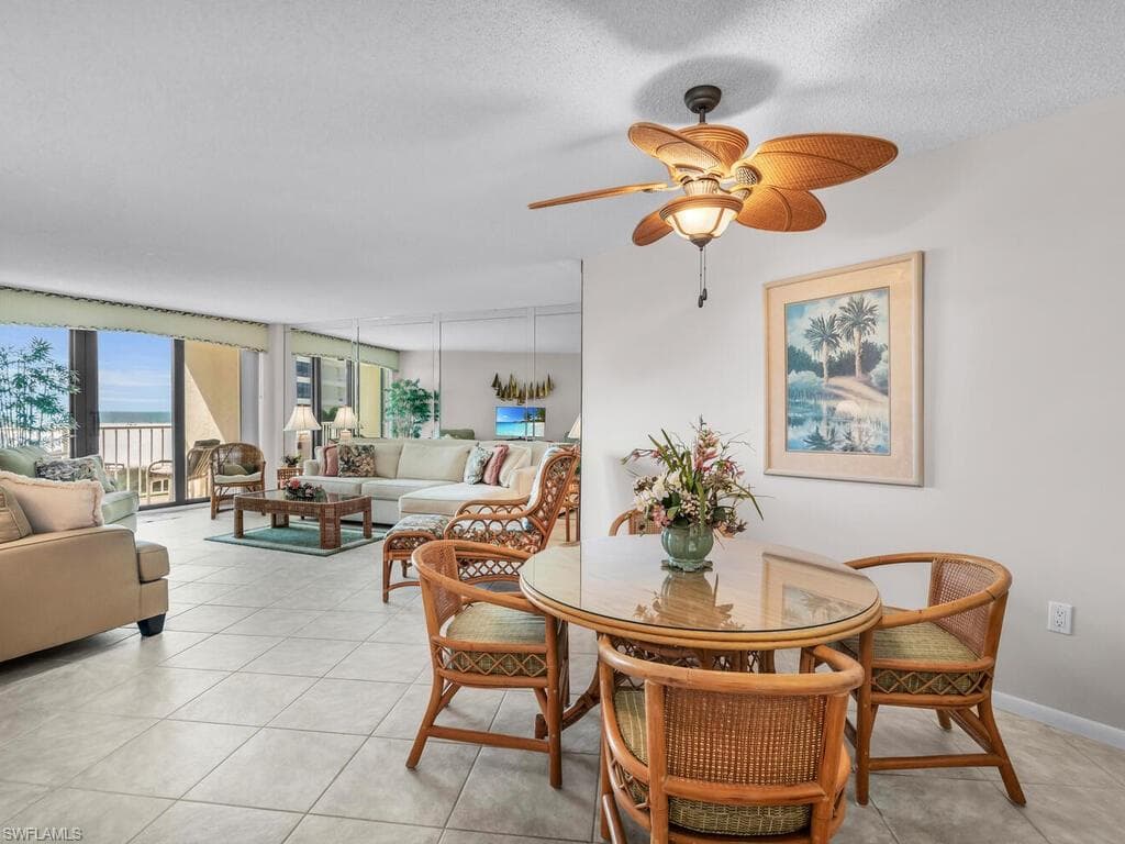 320 Seaview Ct 304, Marco Island, FL 34145-4