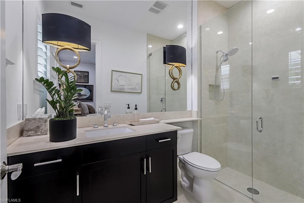 5090 Andros Dr, Naples, FL 34113-20