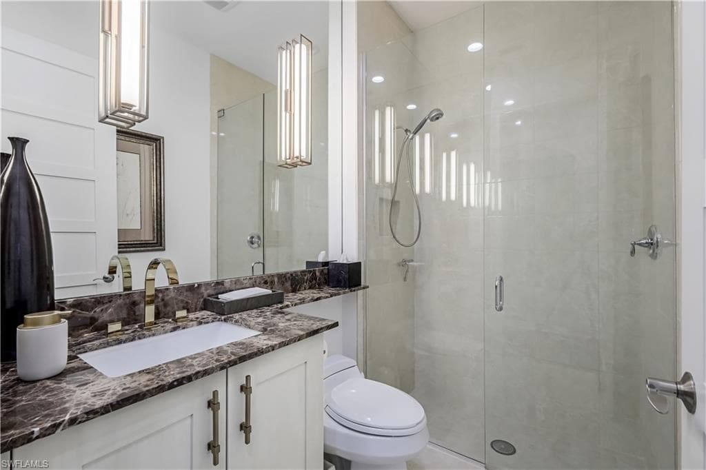 5090 Andros Dr, Naples, FL 34113-22
