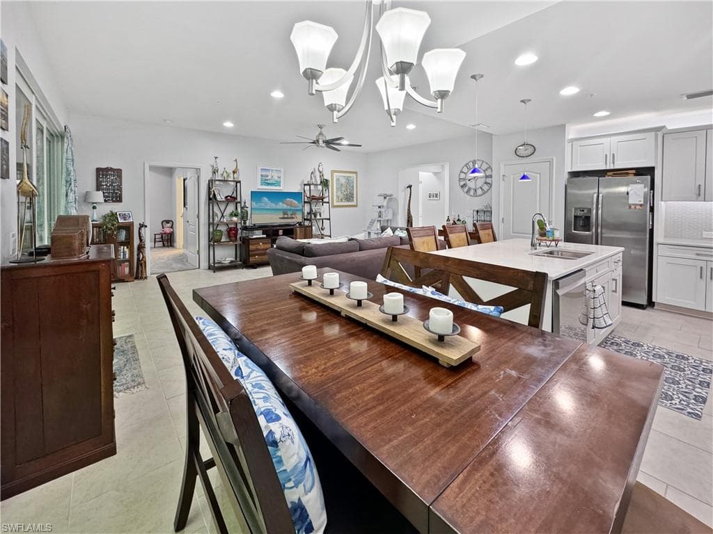 2343 Sheen Ln 402, Naples, FL 34120-7