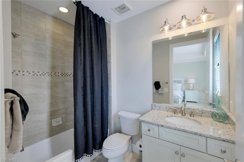 16445 Carrara Way 202, Naples, FL 34110-15